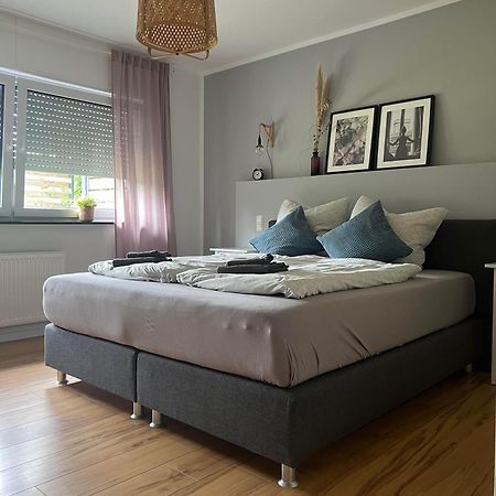 Moderne Familienfreundliche Wohnung Am Waldrand Von Pruem Mit Terrasse Kültér fotó